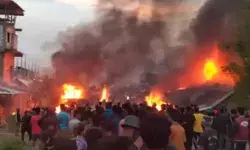 मार्च के दौरान हुई हिंसा- 8 जनपदों में लगाया कर्फ्यू- सेना की गई तैनात मार्च के दौरान हुई हिंसा- 8 जनपदों में लगाया कर्फ्यू- सेना की गई तैनात