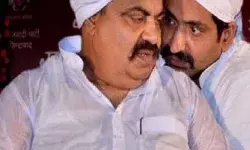 मदरसे से लड़कियां ले जाया करते थे अशरफ के गुर्गे- रातभर रखने.. मदरसे से लड़कियां ले जाया करते थे अशरफ के गुर्गे- रातभर रखने..