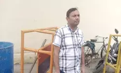 रिश्वत लेते हुए वन विभाग का अफसर गिरफ्तार