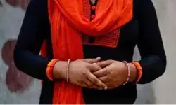 क्या कहीं देखी है ऐसी बहू- मरे ससुर को बना दिया घरेलू हिंसा का आरोपी क्या कहीं देखी है ऐसी बहू- मरे ससुर को बना दिया घरेलू हिंसा का आरोपी