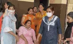 फैक्ट्री में लीक हुई गैस बनी लोगों के लिए आफत- इलाका सील- स्कूली...