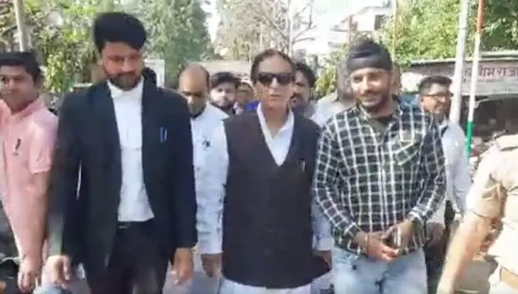 अदालत के फैसले का इंतजार- आजम खान के सिर पर लटक रही तलवार अदालत के फैसले का इंतजार- आजम खान के सिर पर लटक रही तलवार