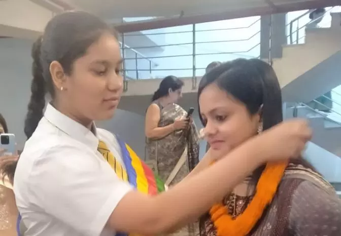 मदर्स डे पर नन्हे मुन्नों ने किया माताओं का अभिनंदन