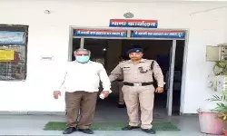 एसटीएफ का छापा- बिना पढ़े लिखे बना डॉक्टर गिरफ्तार- अब तक..