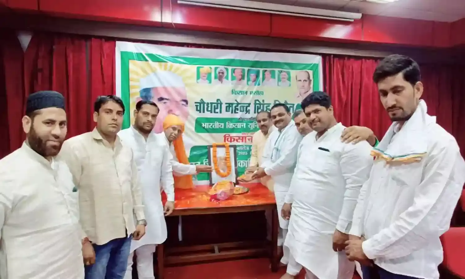 किसानों को है एक न्यूनतम आय और सुविधाओं की जरूरत- धर्मेंद्र मलिक