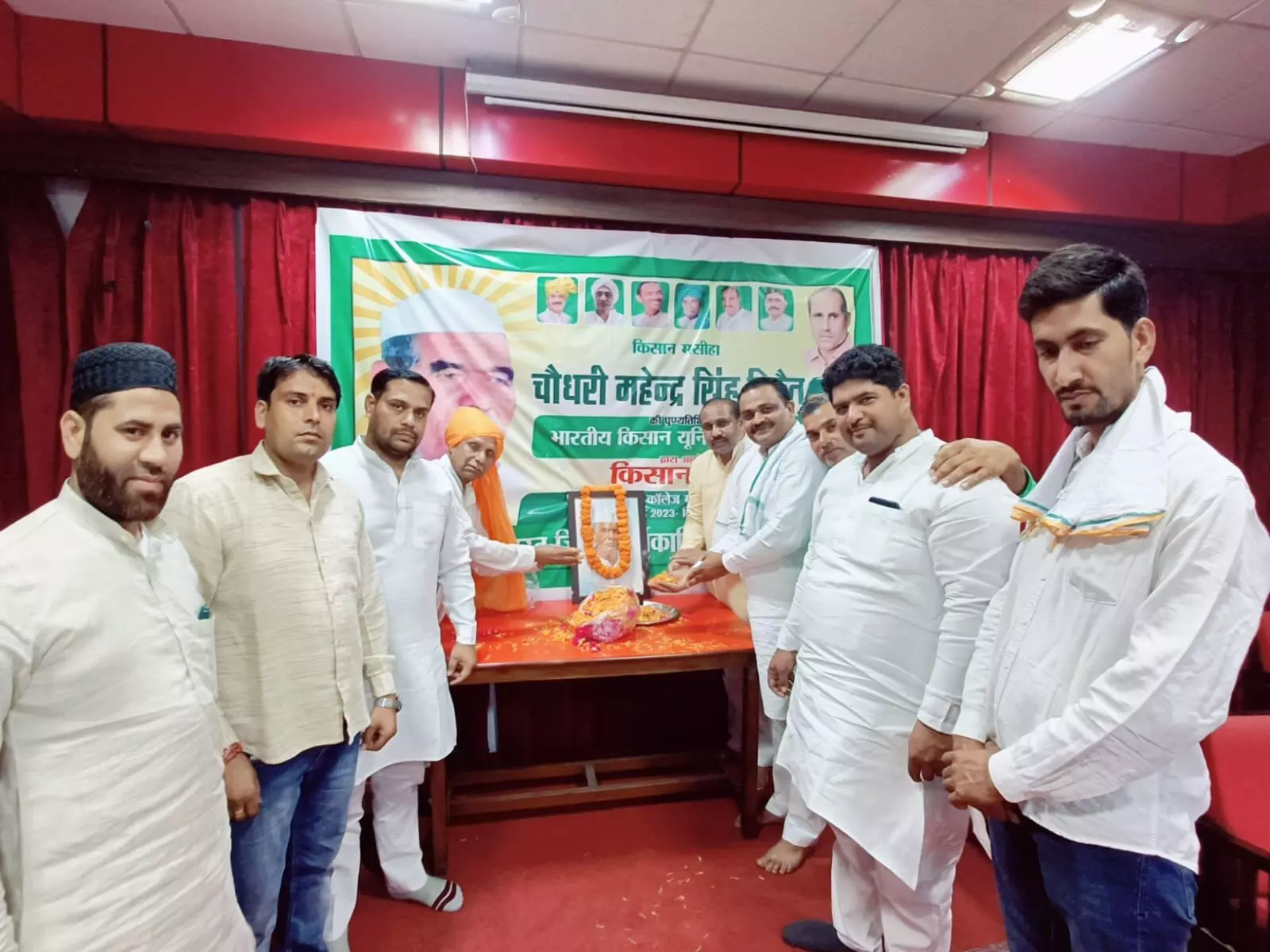 किसानों को है एक न्यूनतम आय और सुविधाओं की जरूरत- धर्मेंद्र मलिक