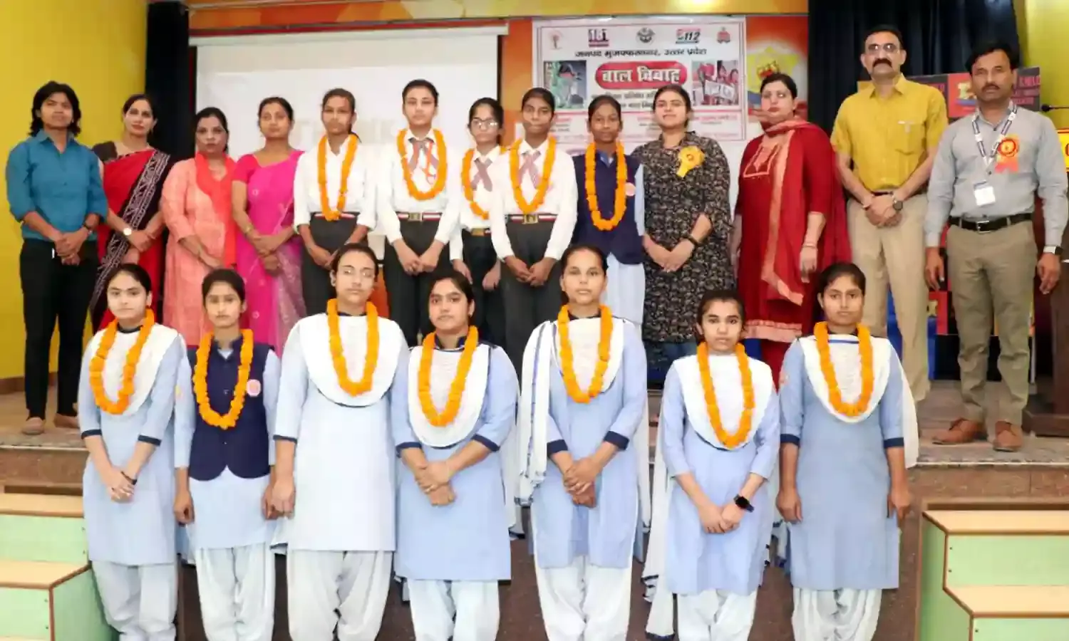बाल विवाह को रोकने पर दिया जोर- प्रवेन्द्र दहिया ने किया बालिकाओं को जागरूक
