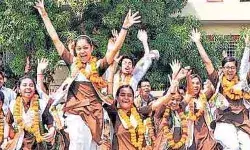 दसवीं का रिजल्ट जारी- 65.45 फ़ीसदी बच्चे पास-लड़कियों का फिर दबदबा