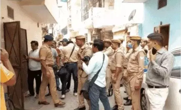 बेटे ने दोस्त के साथ किया था डबल मर्डर- इसलिए खून में रंगे बेटे ने हाथ बेटे ने दोस्त के साथ किया था डबल मर्डर- इसलिए खून में रंगे बेटे ने हाथ