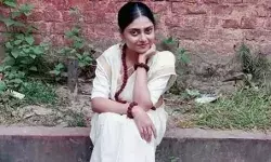 शूटिंग के बाद बाईक से गिरी अभिनेत्री को ट्रक ने मारी टक्कर- मौके पर मौत शूटिंग के बाद बाईक से गिरी अभिनेत्री को ट्रक ने मारी टक्कर- मौके पर मौत