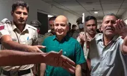 डिप्टी सीएम रहे सिसोदिया को फिर झटका- अध्यादेश पर बोलते ही पुलिस ने डिप्टी सीएम रहे सिसोदिया को फिर झटका- अध्यादेश पर बोलते ही पुलिस ने