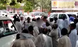 कलेक्ट्रेट में भाकियू मंडल प्रवक्ता की धुनाई- मचा हंगामा