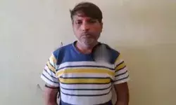 डीएम दफ्तर का सस्पेंड कर्मचारी अब इस बड़े मामले में अरेस्ट डीएम दफ्तर का सस्पेंड कर्मचारी अब इस बड़े मामले में अरेस्ट