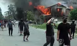 फिर भड़की हिंसा- जलाया मंत्री का घर- गोली लगने से 1 मरा- लगा कर्फ्यू