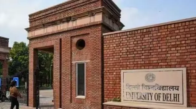 दिल्ली यूनिवर्सिटी पाठ्यक्रम से शायर इकबाल को किया बाहर