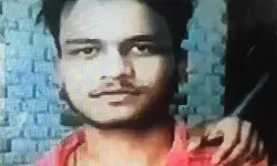 लड़की को चाकू से गोदने के बाद पत्थर से कुचलने वाला दरिंदा गिरफ्तार लड़की को चाकू से गोदने के बाद पत्थर से कुचलने वाला दरिंदा गिरफ्तार