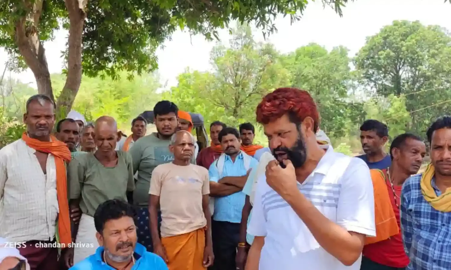 अनियंत्रित ऑटो पेड़ से टकराई पेंशन लेकर लौट रही महिला की मौत अनियंत्रित ऑटो पेड़ से टकराई पेंशन लेकर लौट रही महिला की मौत