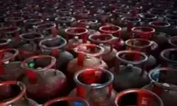 महीने के पहले दिन मिली बड़ी राहत- गैस सिलेंडर हुआ सस्ता