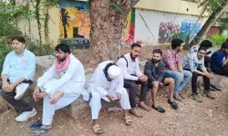 पत्नी की बंटवारे की जिद ऐसे ले गई सैलून मालिक की जान- 20 दिन पहले ही.. पत्नी की बंटवारे की जिद ऐसे ले गई सैलून मालिक की जान- 20 दिन पहले ही..