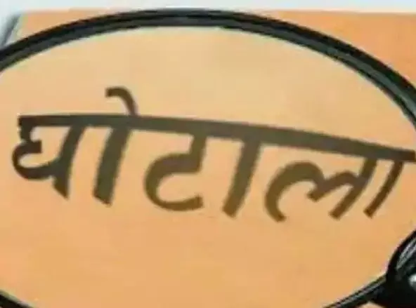 बच्चों की छात्रवृत्ति डकारने वाला मदरसा संचालक गिरफ्तार- मचा हड़कंप बच्चों की छात्रवृत्ति डकारने वाला मदरसा संचालक गिरफ्तार- मचा हड़कंप