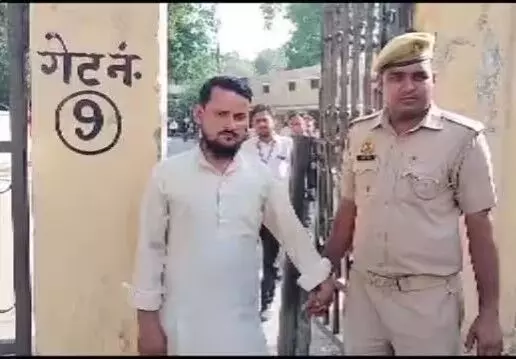 संपर्क में आई महिला से मौलाना ने बनाए शारीरिक संबंध- गर्भवती होने पर.. संपर्क में आई महिला से मौलाना ने बनाए शारीरिक संबंध- गर्भवती होने पर..