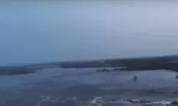 शहर में आयी बाढ़ से नौ लोगों की मौत- दहशत का माहौल शहर में आयी बाढ़ से नौ लोगों की मौत- दहशत का माहौल