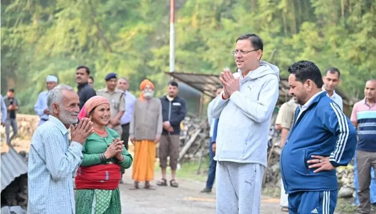 मॉर्निंग वॉक पर निकले मुख्यमंत्री ने ग्रामीणों से पूछी कुशलक्षेम और बोले..