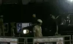 गृहमंत्री के एयरपोर्ट पर पांव धरते ही बत्ती हुई गुल- बीजेपी ने काटा.