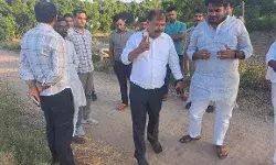 DM के आदेश पर SDM ने कब्जा मुक्त कराई 90 बीघा सरकारी जमीन DM के आदेश पर SDM ने कब्जा मुक्त कराई 90 बीघा सरकारी जमीन