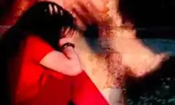 ताई से कुंडल लूटने के बाद भतीजे ने किया रेप- खेत में अर्धनग्न छोड़..