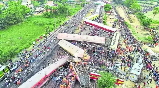 रेल हादसे में JE का हाथ होने की आशंका- आमिर खान का मकान सील