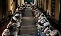 मदरसे में अध्ययनरत बच्चे फूड प्वाइजनिंग का शिकार- मचा हड़कंप मदरसे में अध्ययनरत बच्चे फूड प्वाइजनिंग का शिकार- मचा हड़कंप