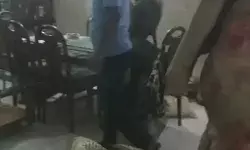 घर में घुसे अजगर ने सोफे में आराम फरमाया- लोगों ने जागकर काटी रात