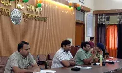 शिवभक्तों की व्यवस्था में जुटा प्रशासन- DM ने इन चीजों पर लगाया प्रतिबंध शिवभक्तों की व्यवस्था में जुटा प्रशासन- DM ने इन चीजों पर लगाया प्रतिबंध