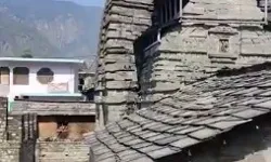 मानसून ने बढ़ाई चिंता- ऐतिहासिक गोपेश्वर मंदिर एक तरफ झुका मानसून ने बढ़ाई चिंता- ऐतिहासिक गोपेश्वर मंदिर एक तरफ झुका