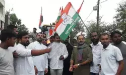 पूर्व छात्र नेता की धारदार हथियार से काटकर हत्या- मचा हड़कंप पूर्व छात्र नेता की धारदार हथियार से काटकर हत्या- मचा हड़कंप