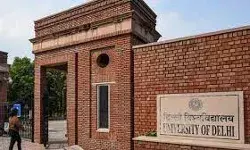 दिल्ली यूनिवर्सिटी में काले कपड़े पहनने पर लगी पाबंदी- इस वजह से लगी..