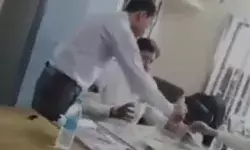 PWD दफ्तर में दारू पार्टी- बनाए पैग छलके जाम- लगा गाने का तड़का