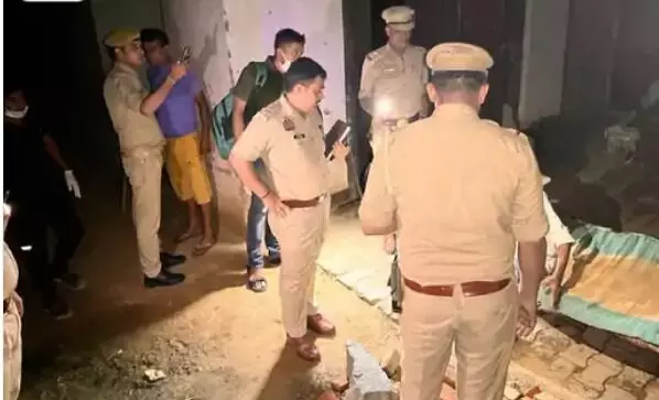 बहन से अवैध संबंधों की सजा- तलवार से भांजे को काटकर थाने पहुंचा मामा बहन से अवैध संबंधों की सजा- तलवार से भांजे को काटकर थाने पहुंचा मामा