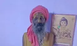 23 साल से फरार साधु गिरफ्तार- पुलिस को बेलने पड़े ऐसे ऐसे पापड़ 23 साल से फरार साधु गिरफ्तार- पुलिस को बेलने पड़े ऐसे ऐसे पापड़