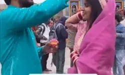 केदारनाथ में अब एक और नौटंकी- गये भक्ति को ऐसे भरवा ली मांग केदारनाथ में अब एक और नौटंकी- गये भक्ति को ऐसे भरवा ली मांग