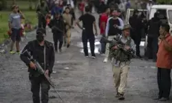 स्कूल के बाहर महिला की गोलियों से भूनकर हत्या- इंटरनेट 5 दिन बंद स्कूल के बाहर महिला की गोलियों से भूनकर हत्या- इंटरनेट 5 दिन बंद