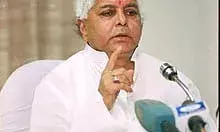 बोले लालू- पीएम आवास में बगैर पत्नी रहना पूरी तरह से गलत