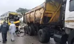 PM की सभा में जा रही बस ने सड़क पर खाया पलटा- 2 की मौत, 3 गंभीर