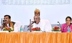 मंत्री का गन्ना मूल्य का त्वरित भुगतान कराने हेतु अधिकारियों को निर्देश मंत्री का गन्ना मूल्य का त्वरित भुगतान कराने हेतु अधिकारियों को निर्देश