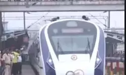 यात्रियों के लिए तरसी ट्रेनों के किराए होंगे कम- कटौती का ऐलान