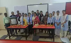 श्री राम कॉलेज में हुई थाल सज्जा प्रतियोगिता- प्रशिक्षुओं ने किया प्रतिभाग श्री राम कॉलेज में हुई थाल सज्जा प्रतियोगिता- प्रशिक्षुओं ने किया प्रतिभाग