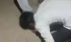 एक्शन में पुलिस- थूककर युवक से जूते चटवाने वाला लाइनमैन अरेस्ट एक्शन में पुलिस- थूककर युवक से जूते चटवाने वाला लाइनमैन अरेस्ट