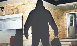 डॉक्टर के घर 46 लाख की डकैती- शोकाकुल परिवार डॉक्टर के घर 46 लाख की डकैती- शोकाकुल परिवार