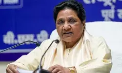 बसपा ने यूपी वेस्ट के बदले 5 जिलाध्यक्ष - सुनील को भी मिली ज़िम्मेदारी बसपा ने यूपी वेस्ट के बदले 5 जिलाध्यक्ष - सुनील को भी मिली ज़िम्मेदारी